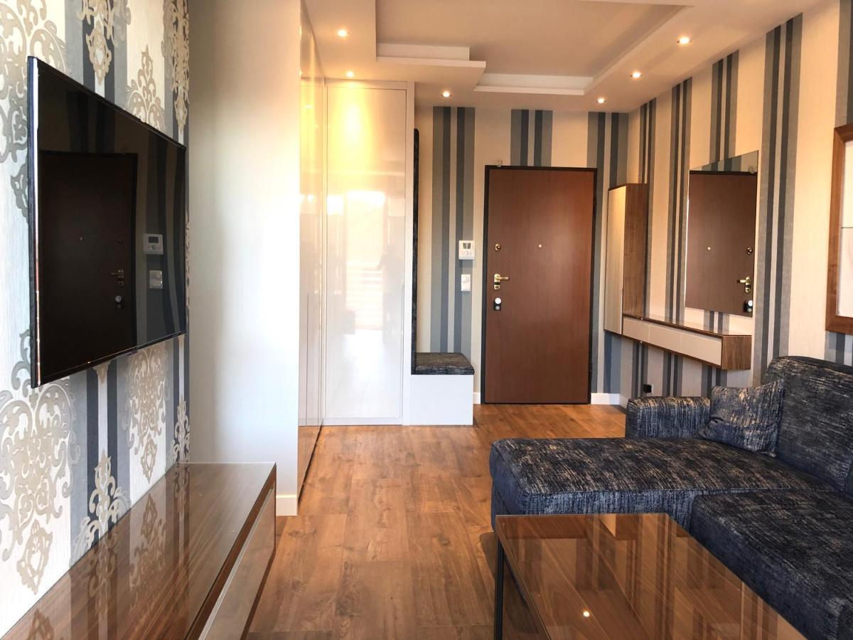 Salon z sofą — Apartament Neptun Park