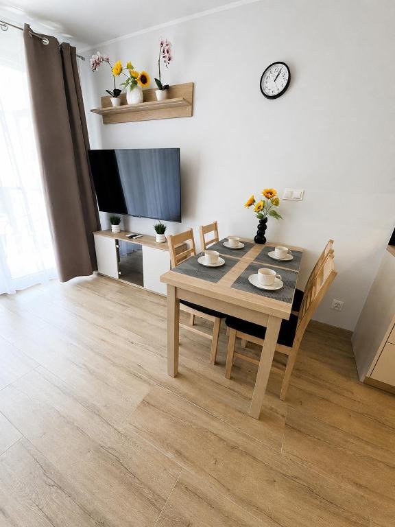 Miejsce do jedzenia — Sunflower Apartment Portovo